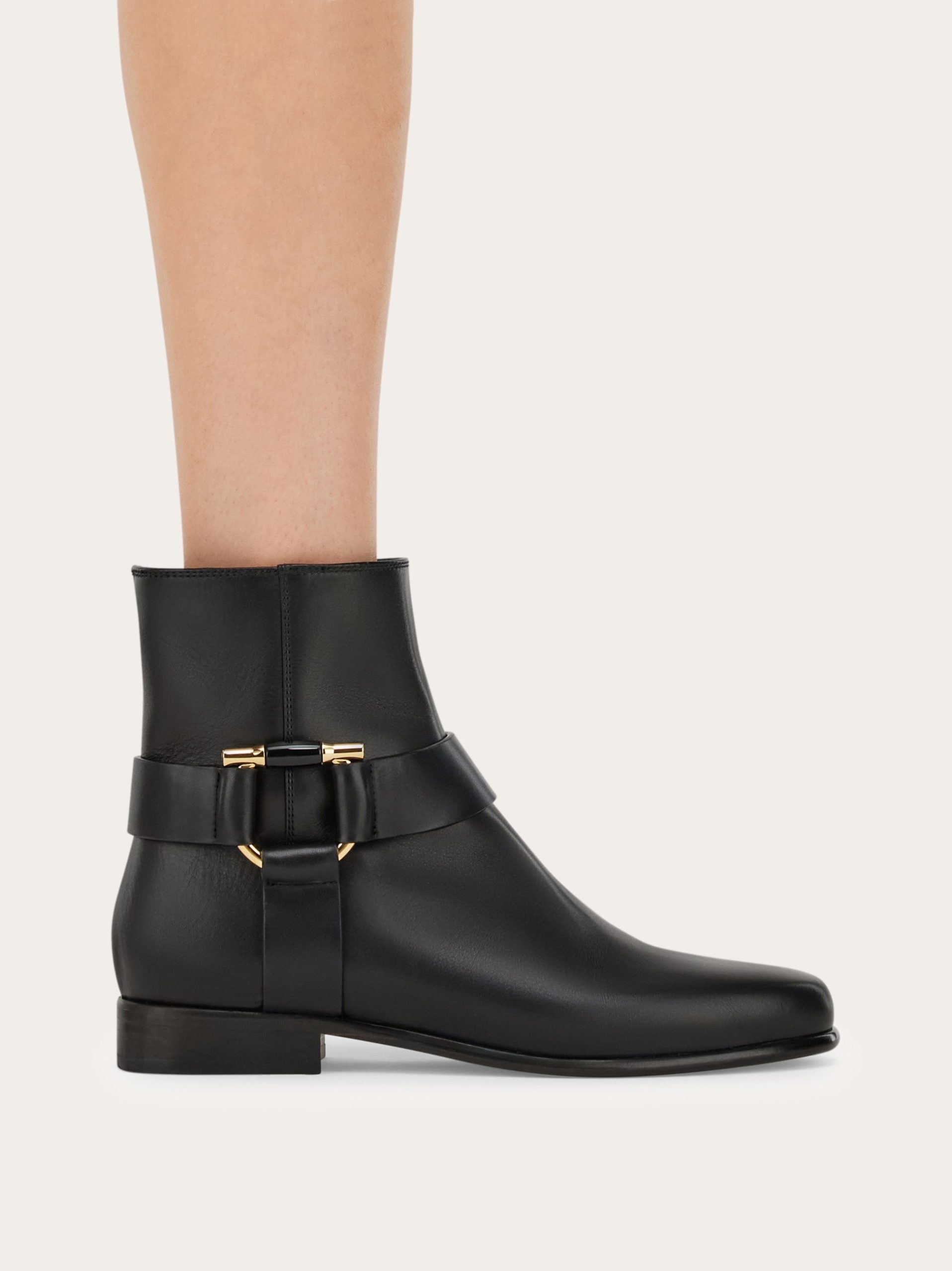 Ferragamo Gancini ornament ankle boot - Image 3